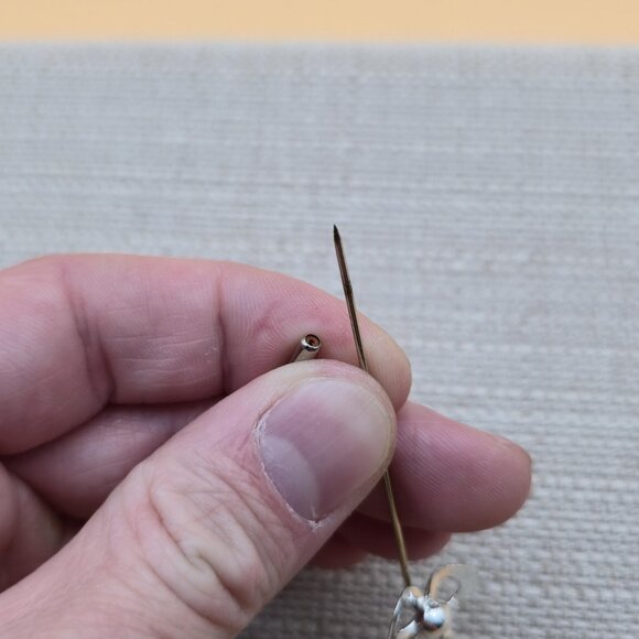 Sterling Silver Cute Simple Flower Pin A5107 - Picture 4 of 6